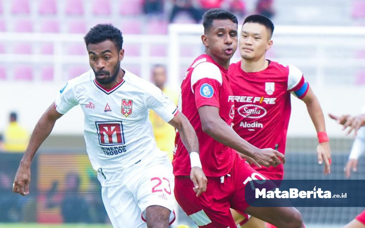 Persis vs Malut United