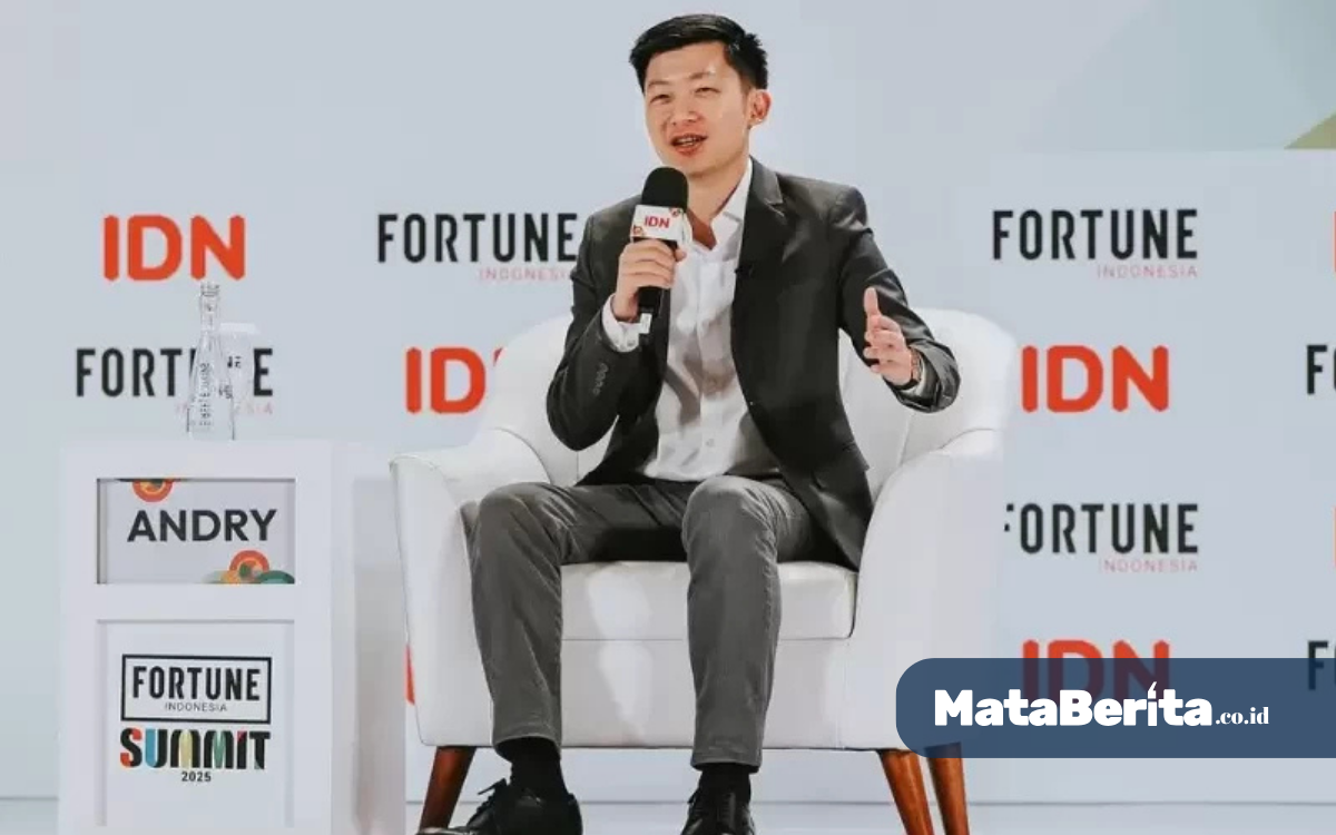 Andry Hakim Borong Saham CBRE