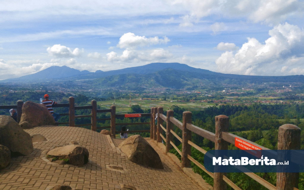 Tebing Keraton