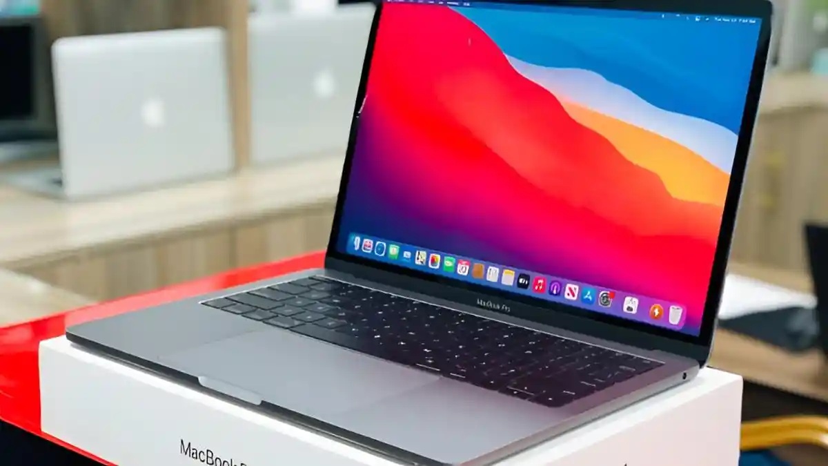 MacBook Pro M5