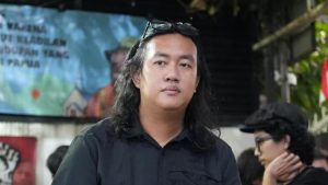 Anies dan Novel Baswedan Jenguk Andrie Yunus di RSCM, Kondisi Sadar tapi Masih Isolasi