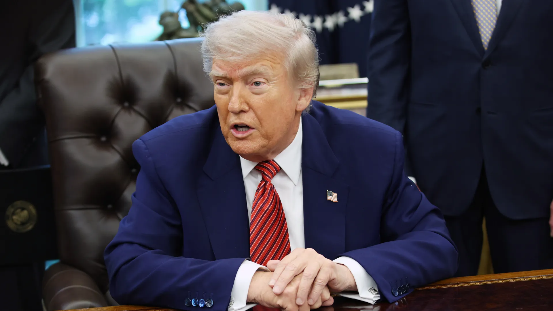 Trump Ancam Hancurkan Siapa Pun yang Mendekati Uranium Iran, Perang Kata Kian Panas